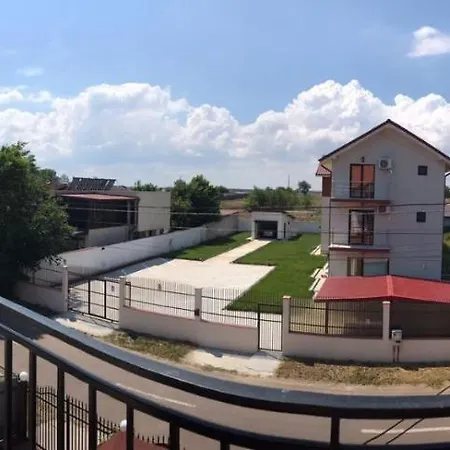 Vila Raysa Si Andrei
